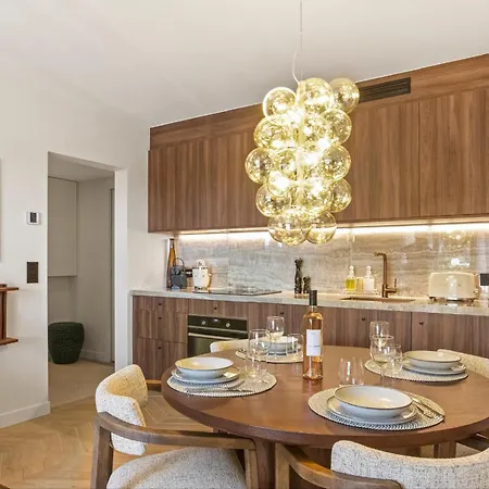 Luxury Flat By Maisons De Charloc Homes Appartamento *